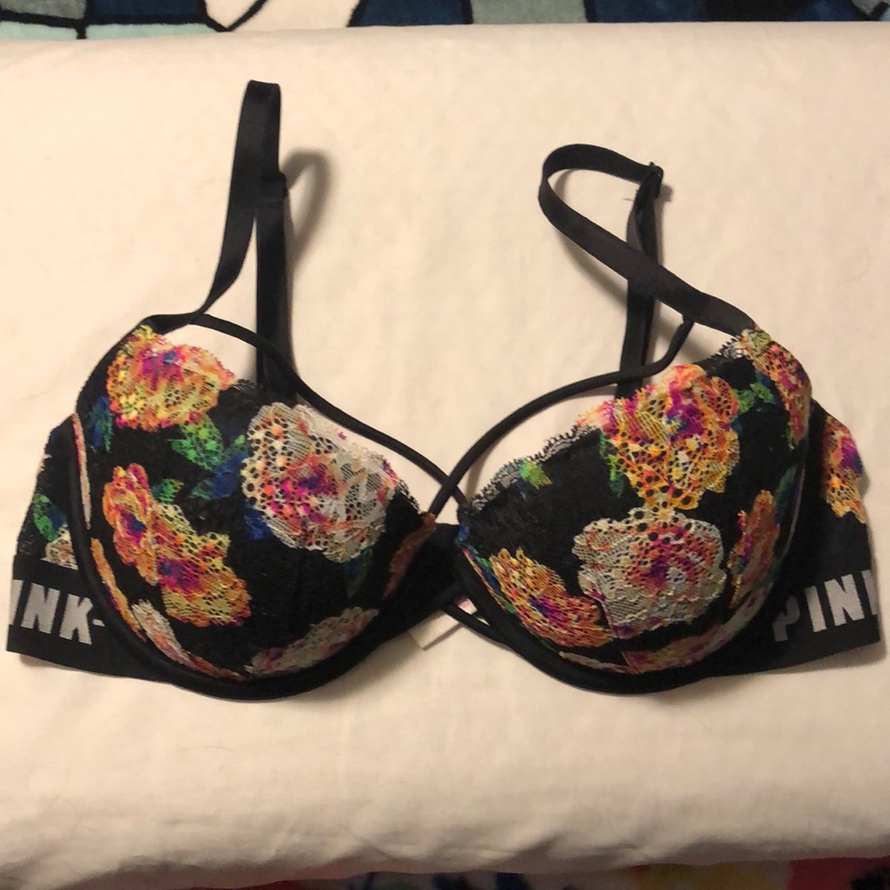 PINK “date push-up bra”
